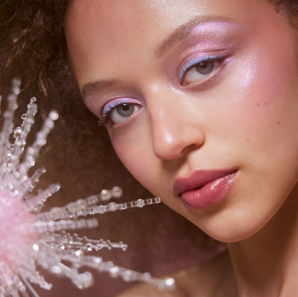 4PC💫Set Need💫BNIB LE REM Beauty X Wicked 4PC GLINDA Makeup Set! SOLDOUT!$65Ret - Picture 12 of 15